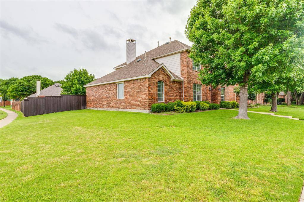 1502 Angel Falls Drive, Frisco, TX 75036