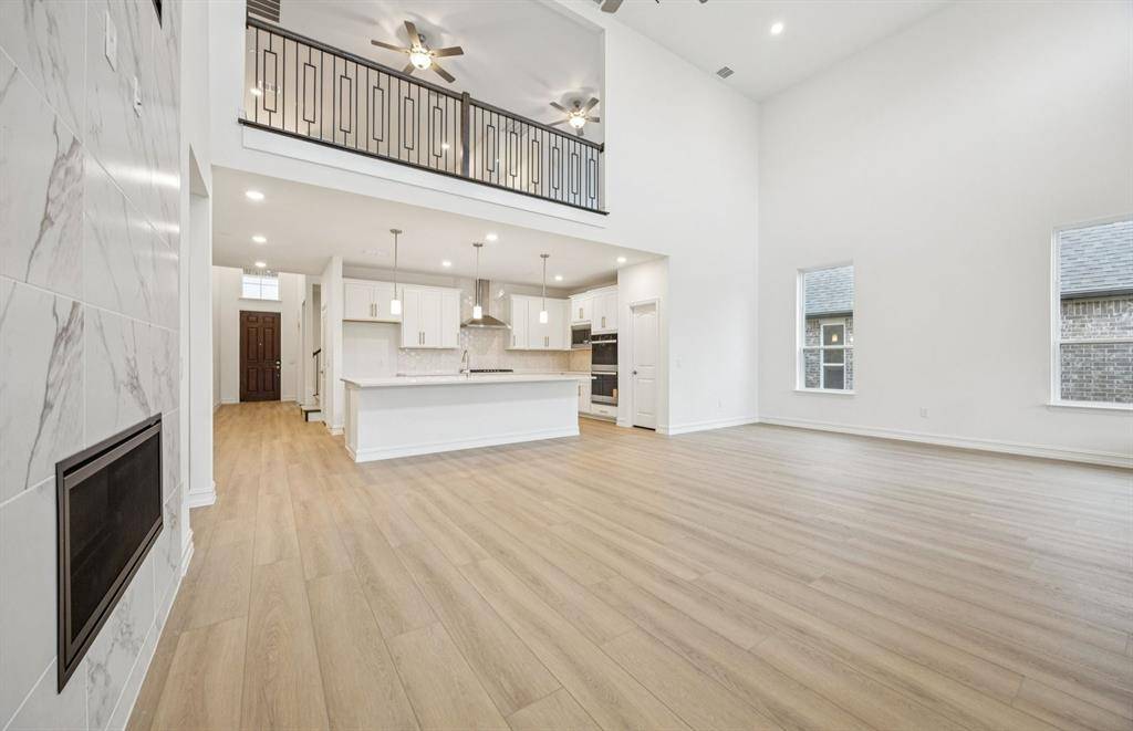 11165 Roxburgh Road, Fort Worth, TX 76052