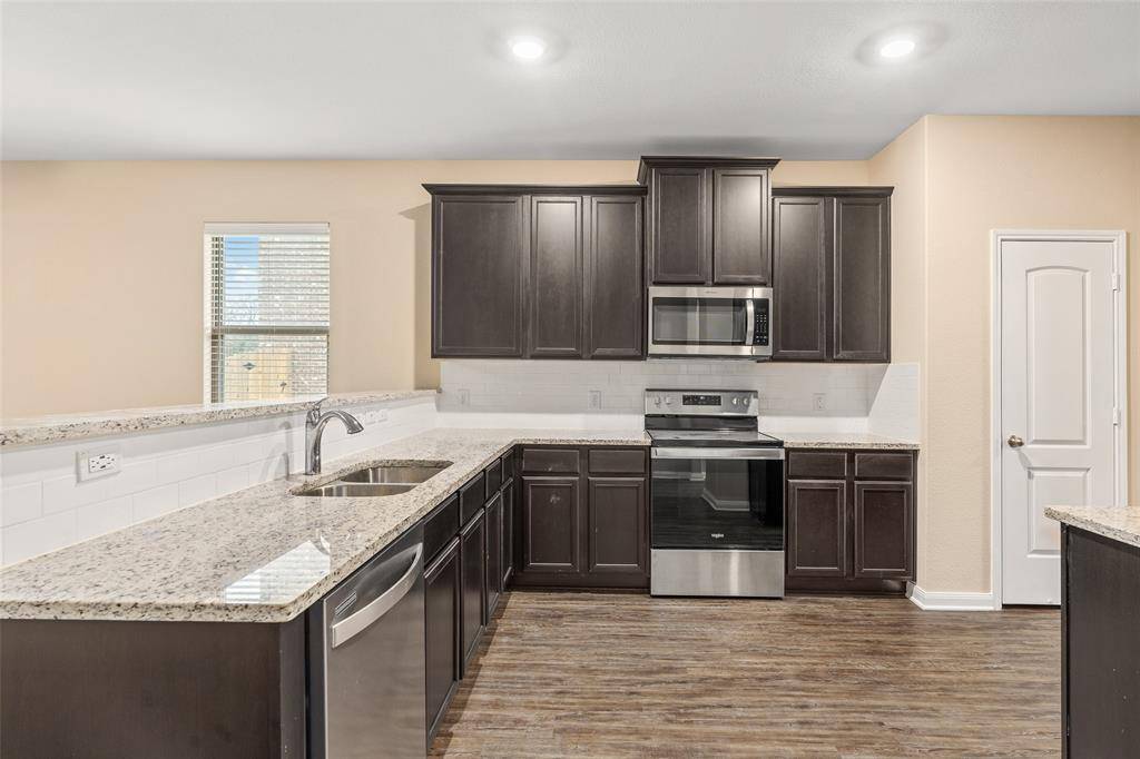 1431 Park Trails Boulevard, Princeton, TX 75407