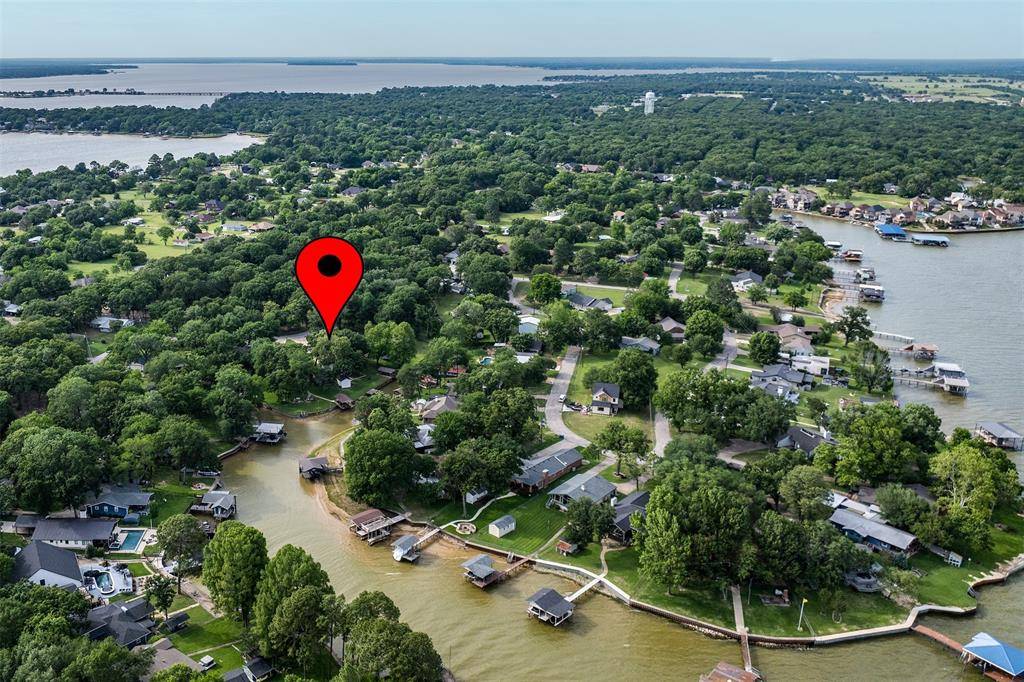 118 Robin Hood Way, Gun Barrel City, TX 75156