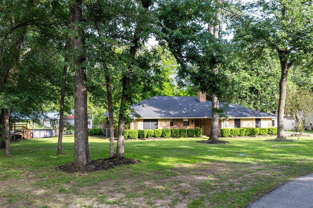 118 Robin Hood Way, Gun Barrel City, TX 75156