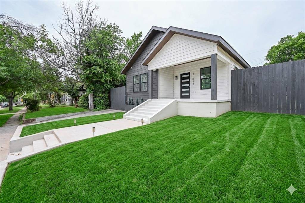 2109 Gould Avenue, Fort Worth, TX 76164