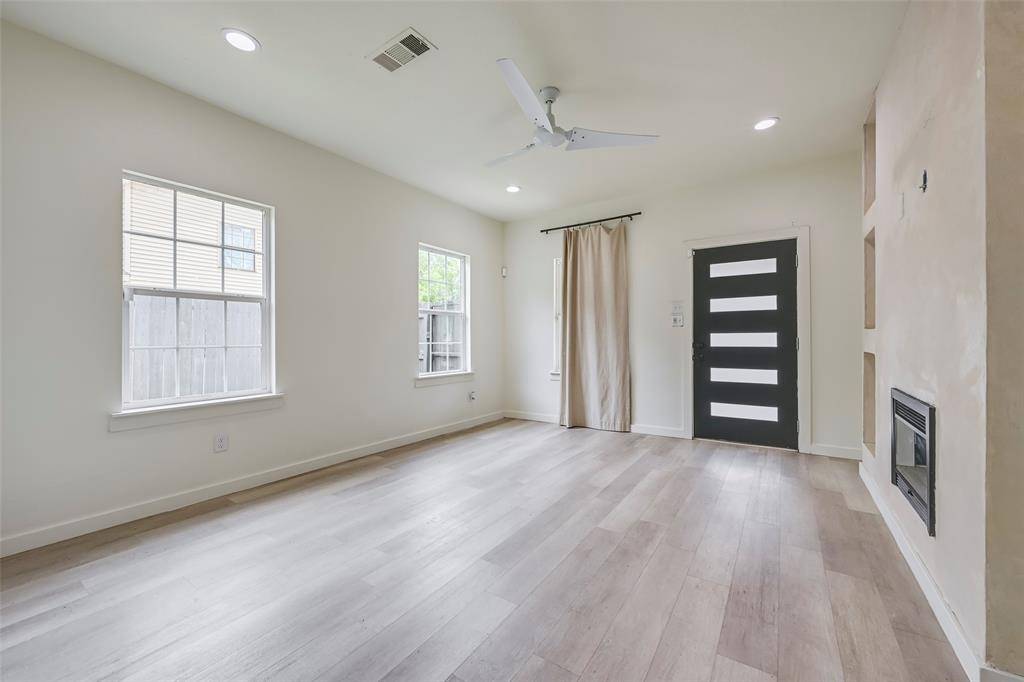 2109 Gould Avenue, Fort Worth, TX 76164
