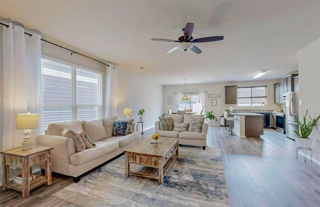 1637 Hinckley Avenue, Providence Village, TX 76227