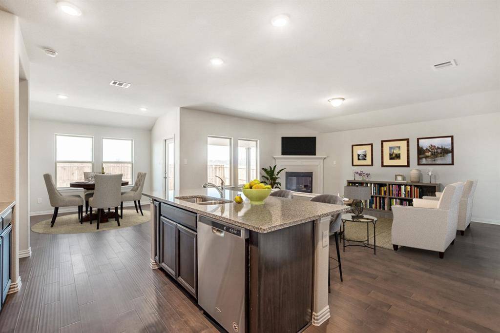 3048 Hollybrook Lane, Anna, TX 75409