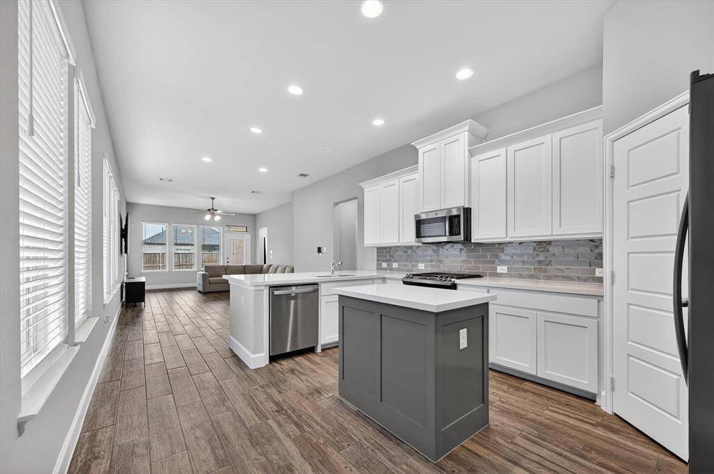 2209 Rothbury Drive, Forney, TX 75126