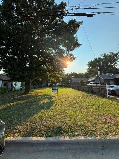 421 Ogden Avenue, Cockrell Hill, TX 75211