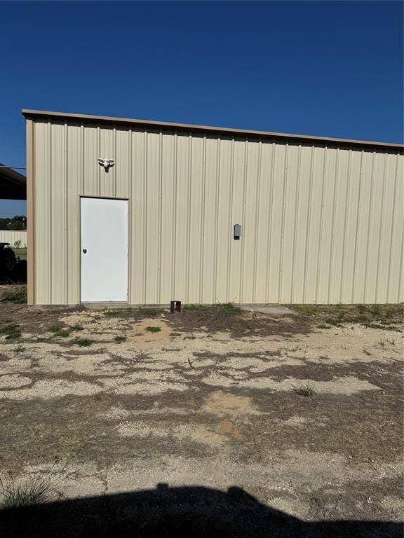1829 tonkawa, Clyde, TX 79510
