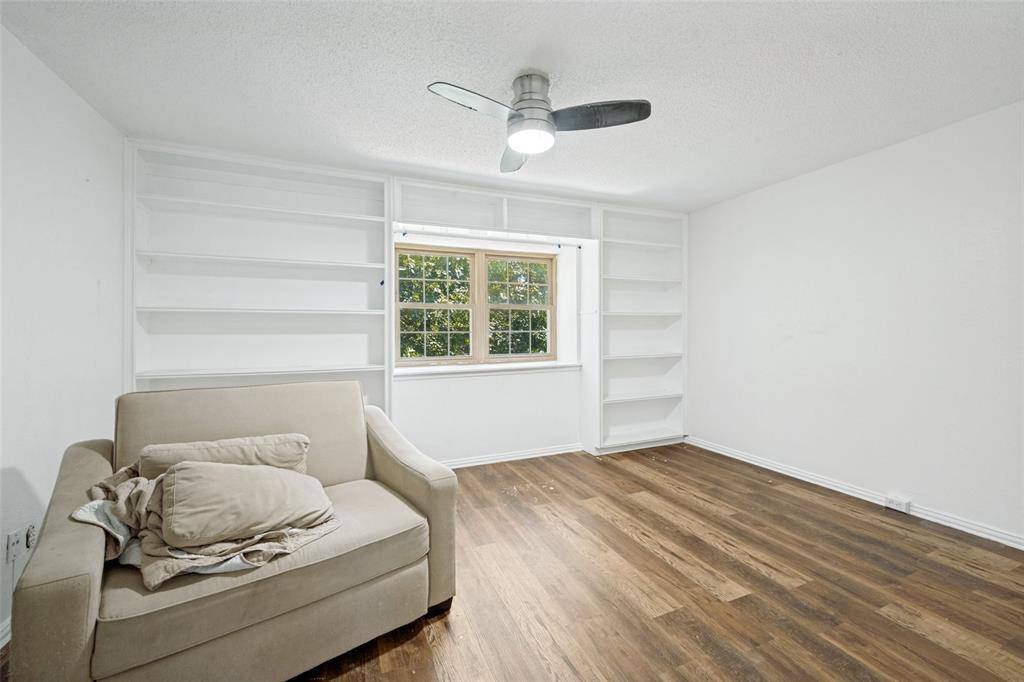380 Westview Terrace, Arlington, TX 76013