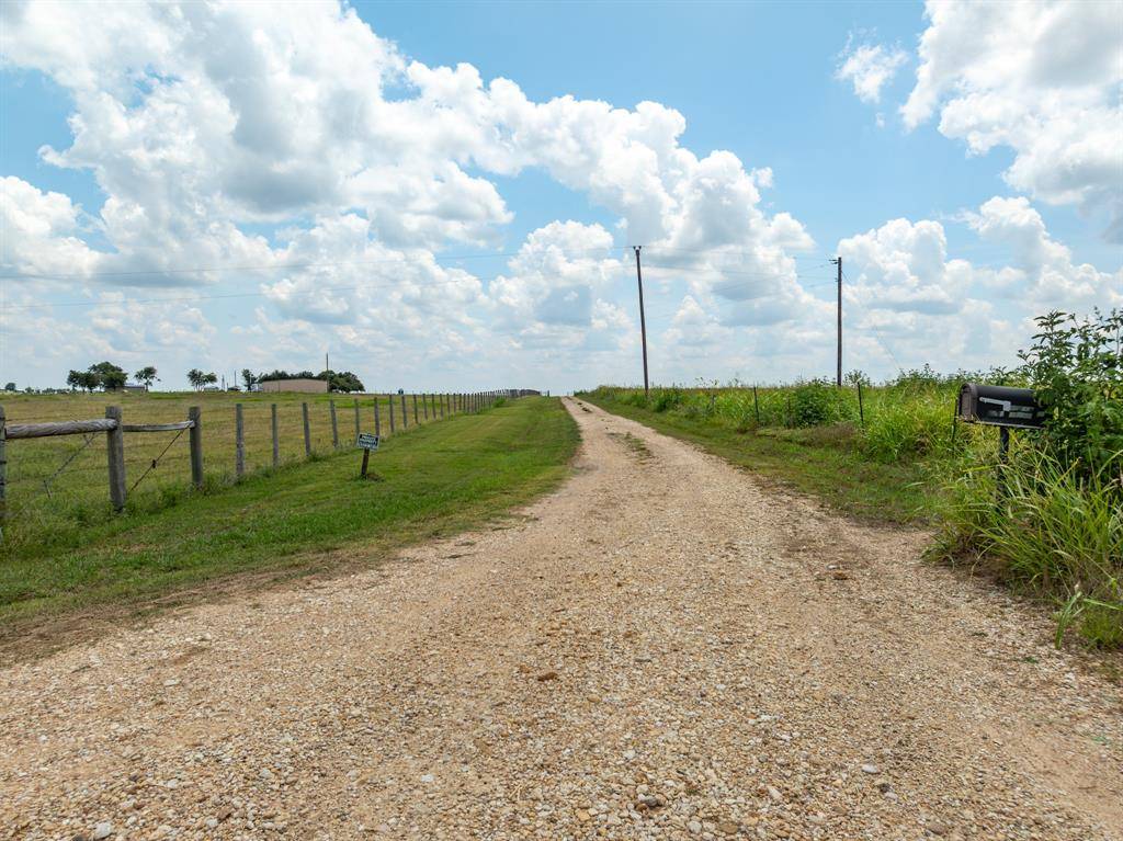 000 Content School Road, Temple, TX 76501