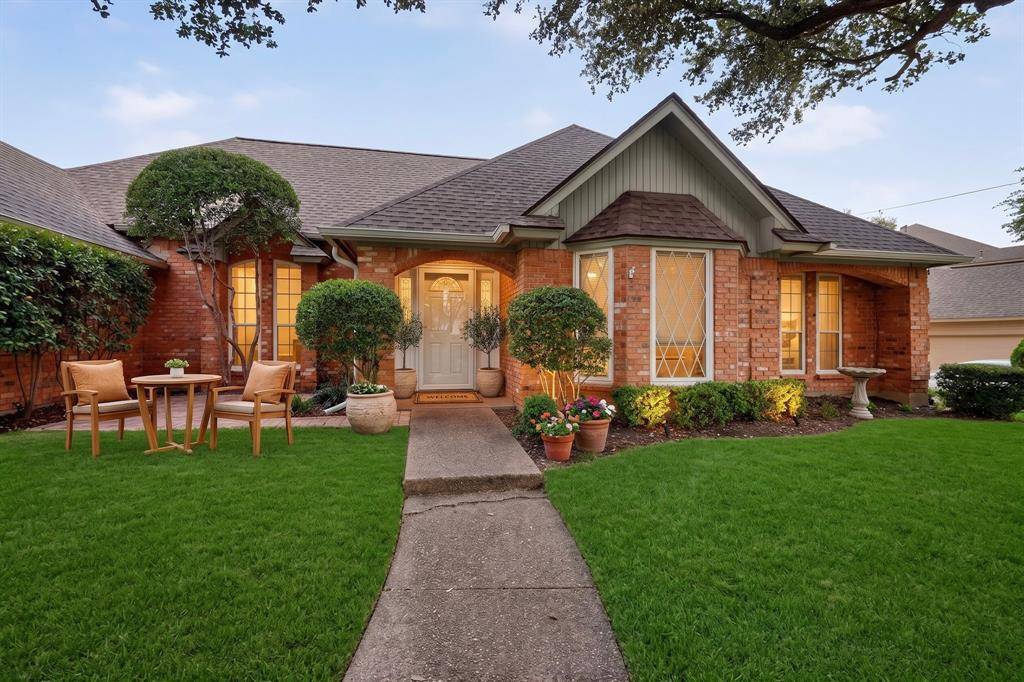 3823 Rochelle Drive, Arlington, TX 76016