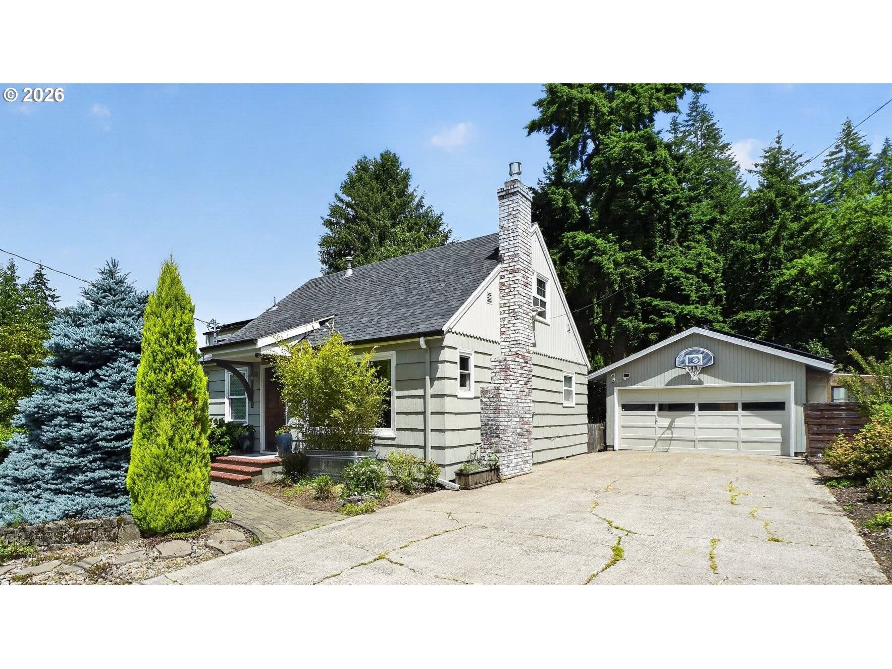 8326 SW 57TH AVE, Portland, OR 97219
