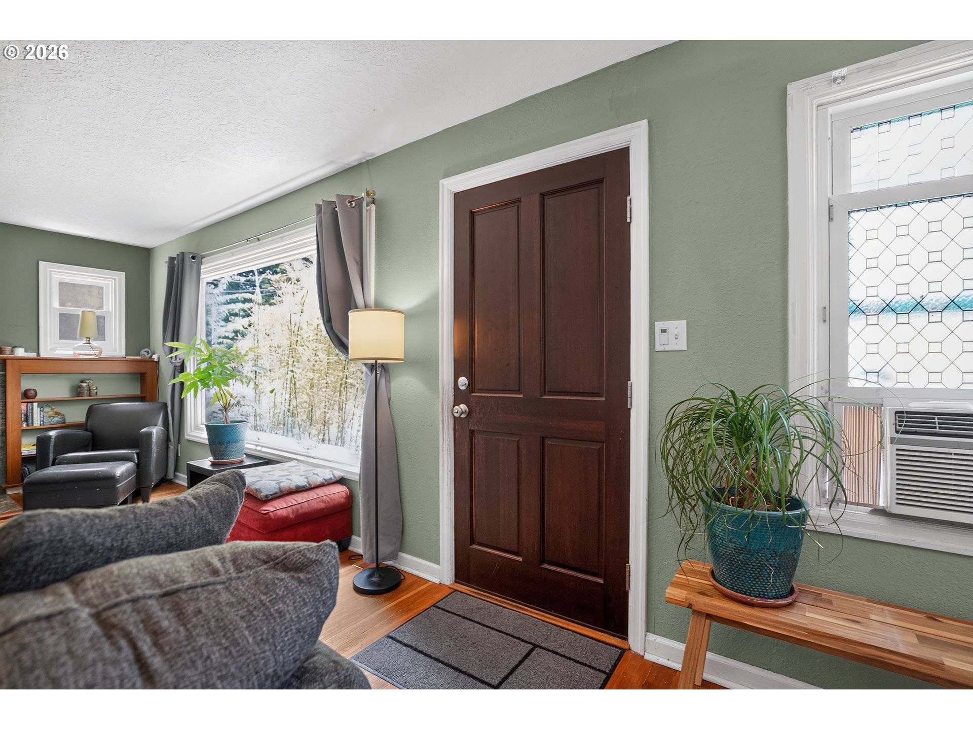 8326 SW 57TH AVE, Portland, OR 97219