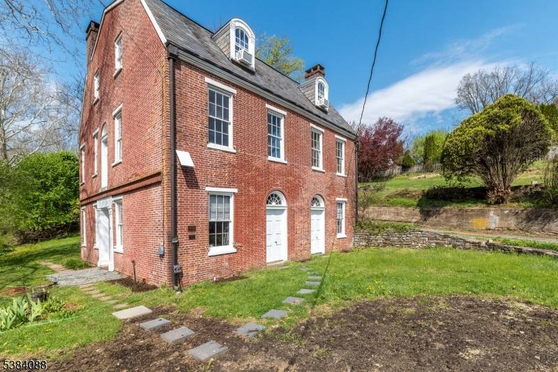 157 Route519, Pohatcong Twp., NJ 08865