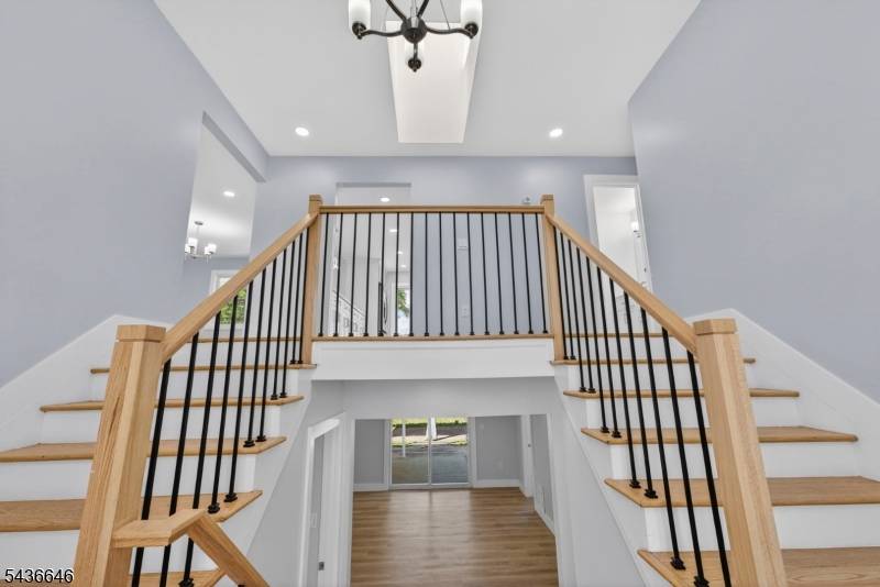 91 Oakey Dr, South Brunswick Twp., NJ 08824