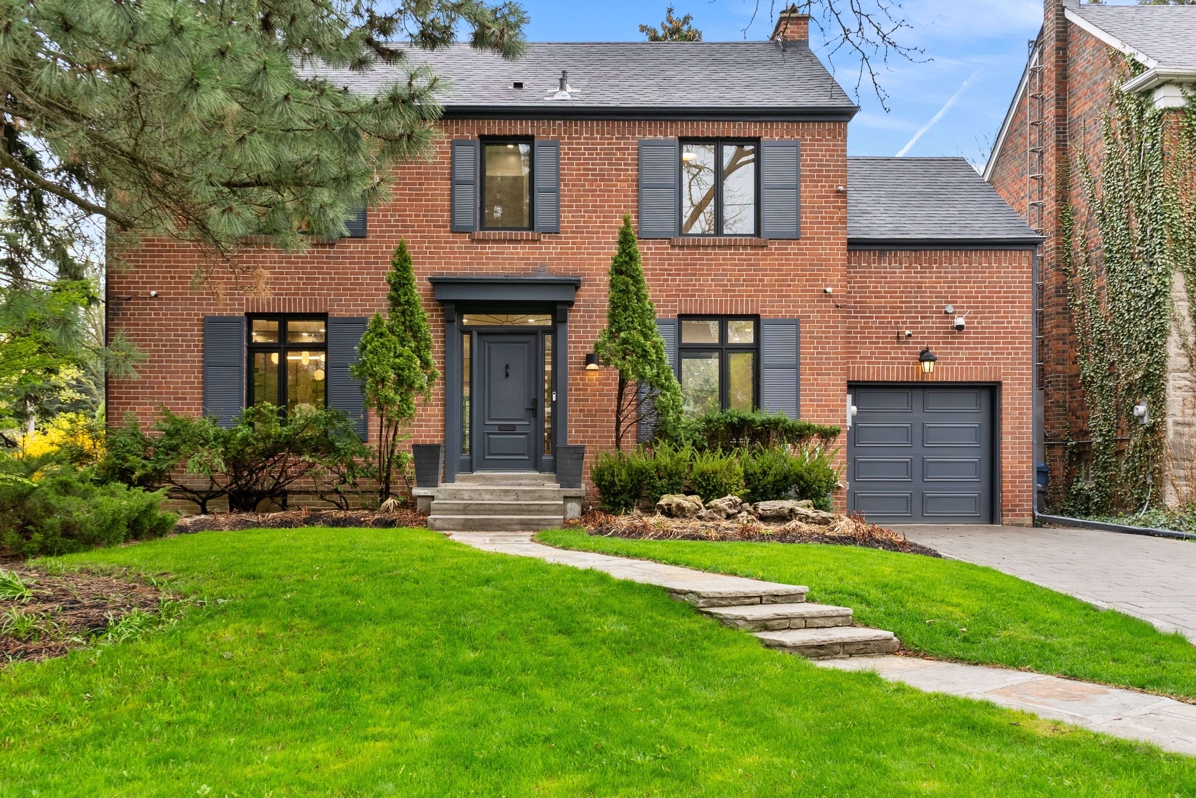 137 Cheltenham AVE, Toronto C12, ON M4N 1R1