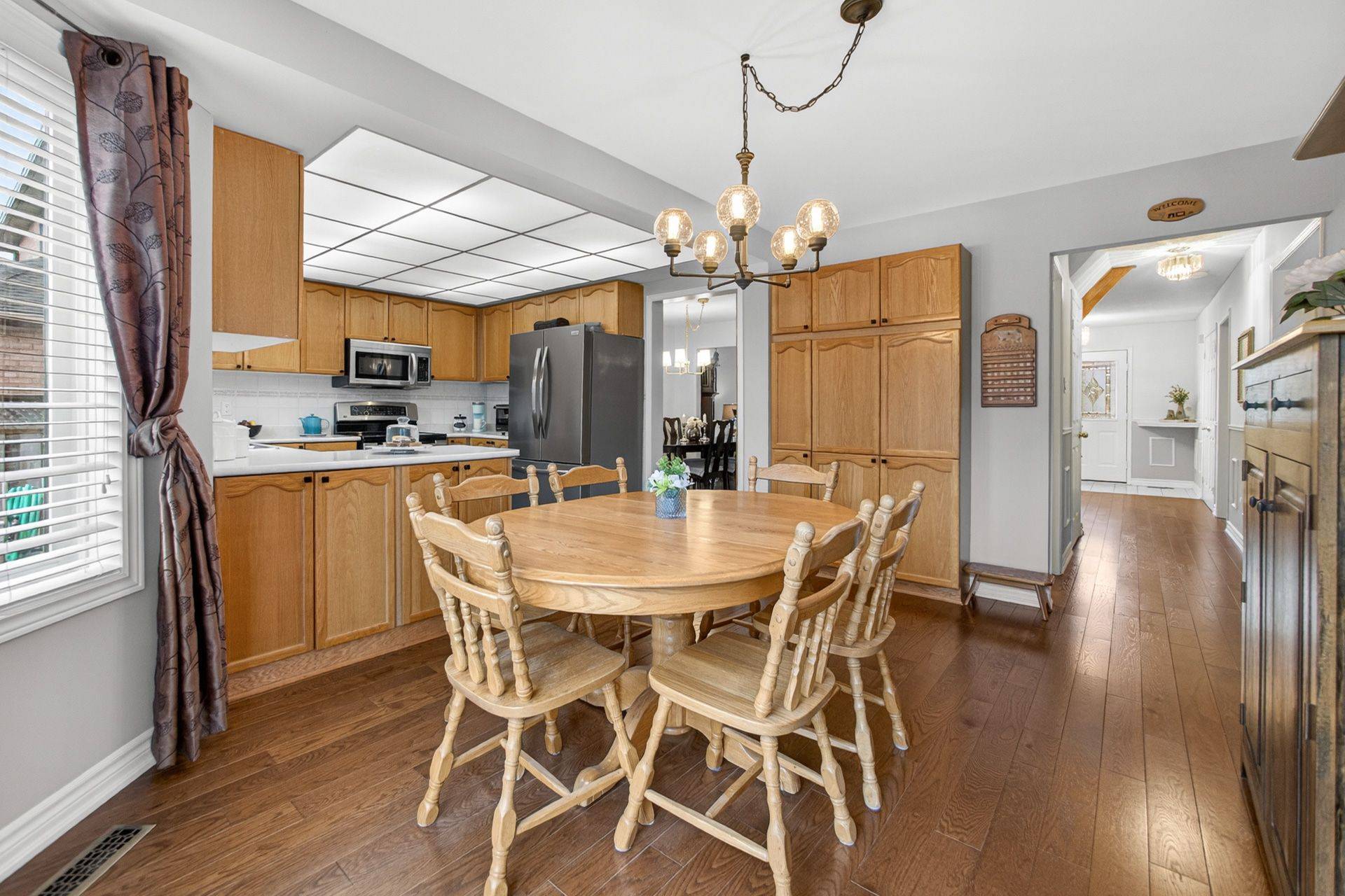 17 Eaton ST, Halton Hills, ON L7G 5L4