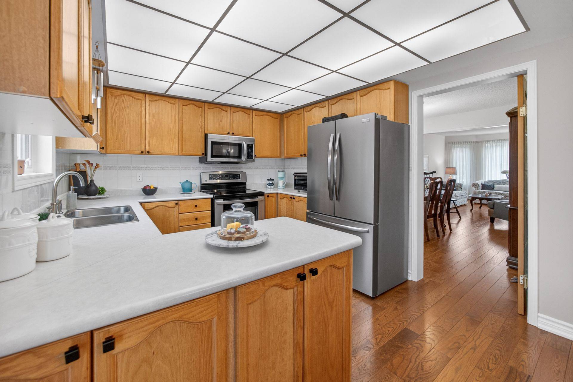 17 Eaton ST, Halton Hills, ON L7G 5L4
