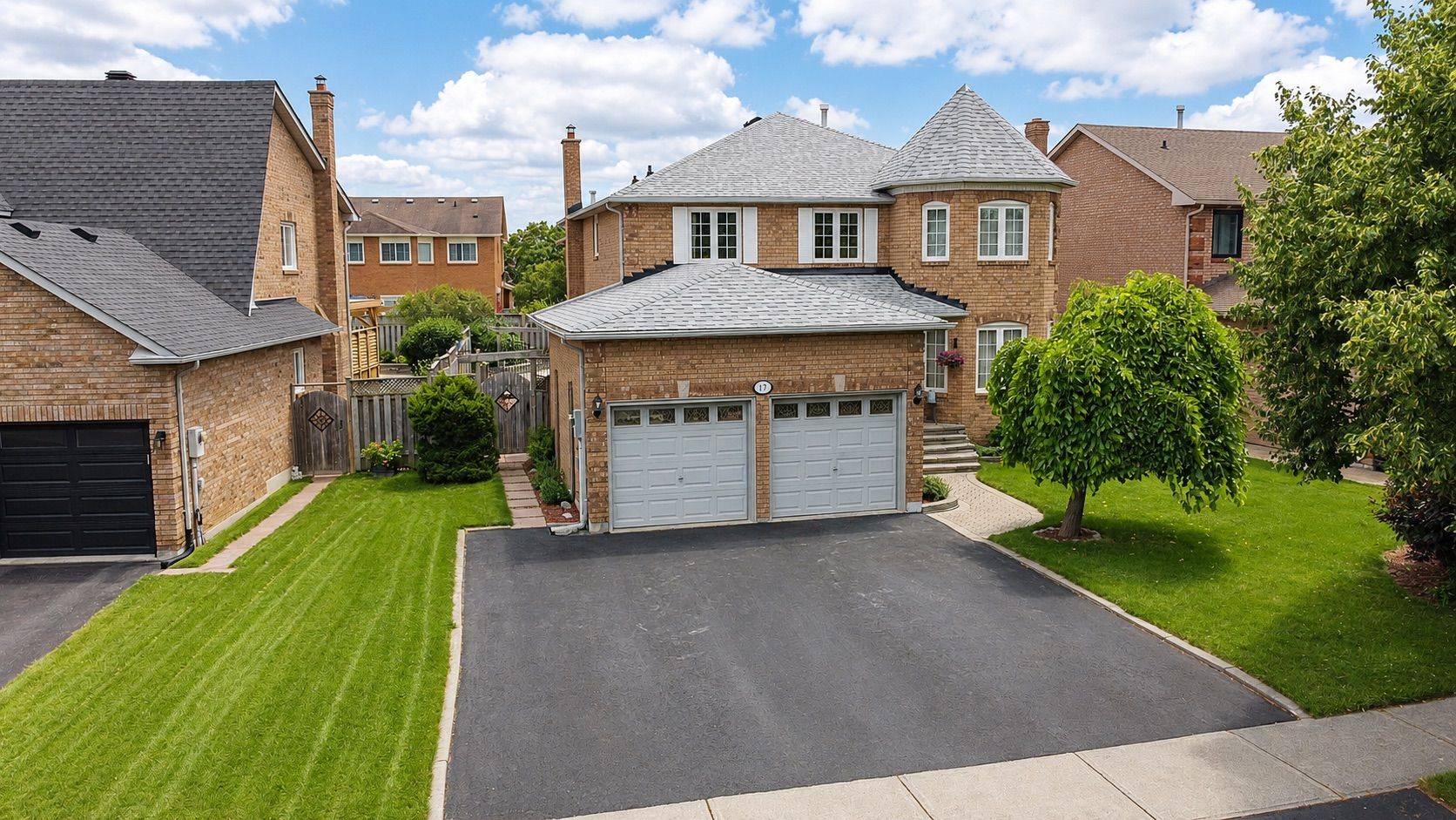 17 Eaton ST, Halton Hills, ON L7G 5L4