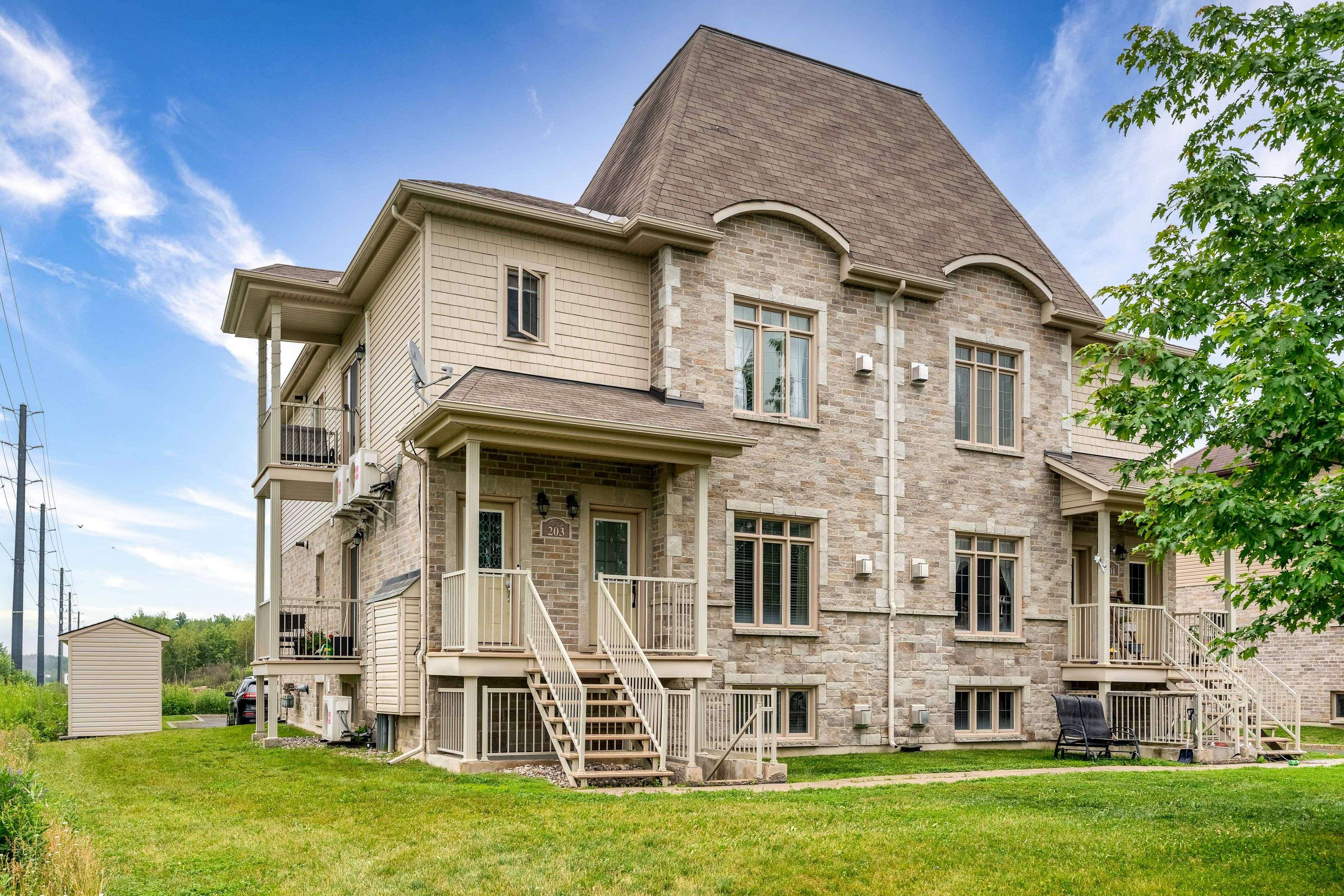203 Bourdeau BLVD #3, The Nation, ON K0A 2M0