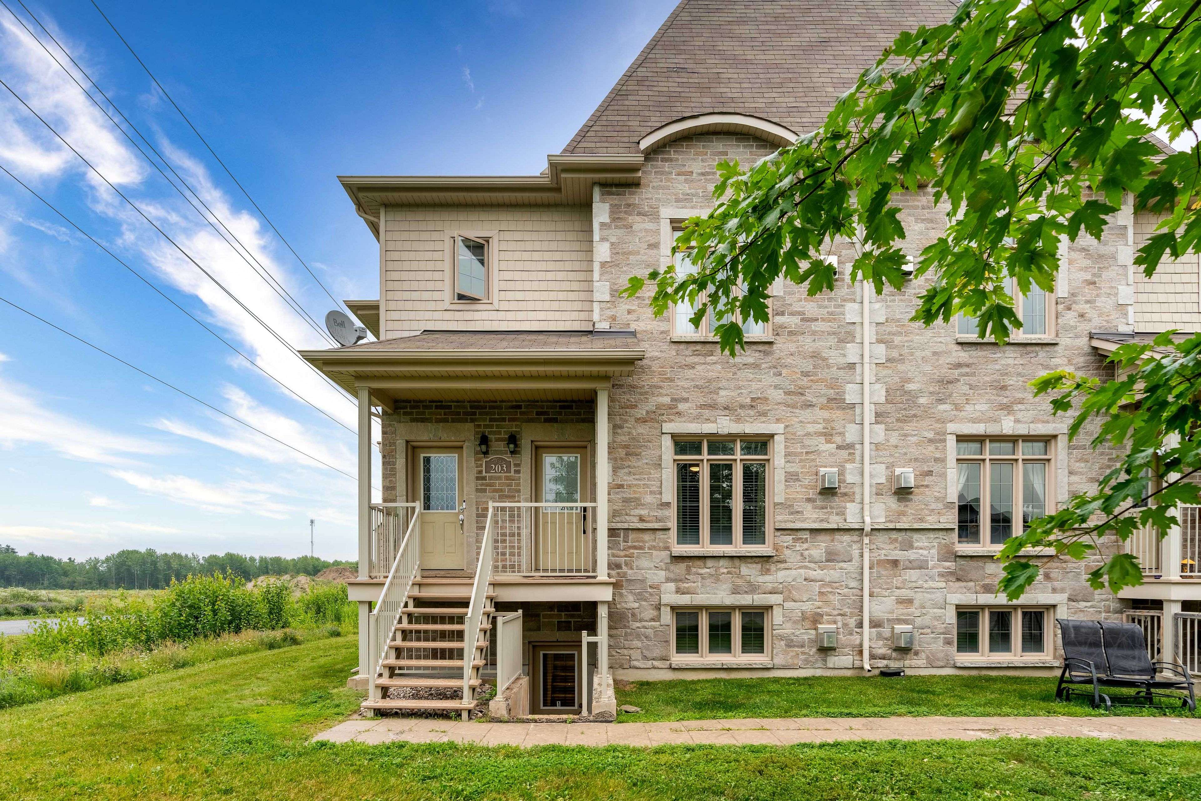 203 Bourdeau BLVD #3, The Nation, ON K0A 2M0