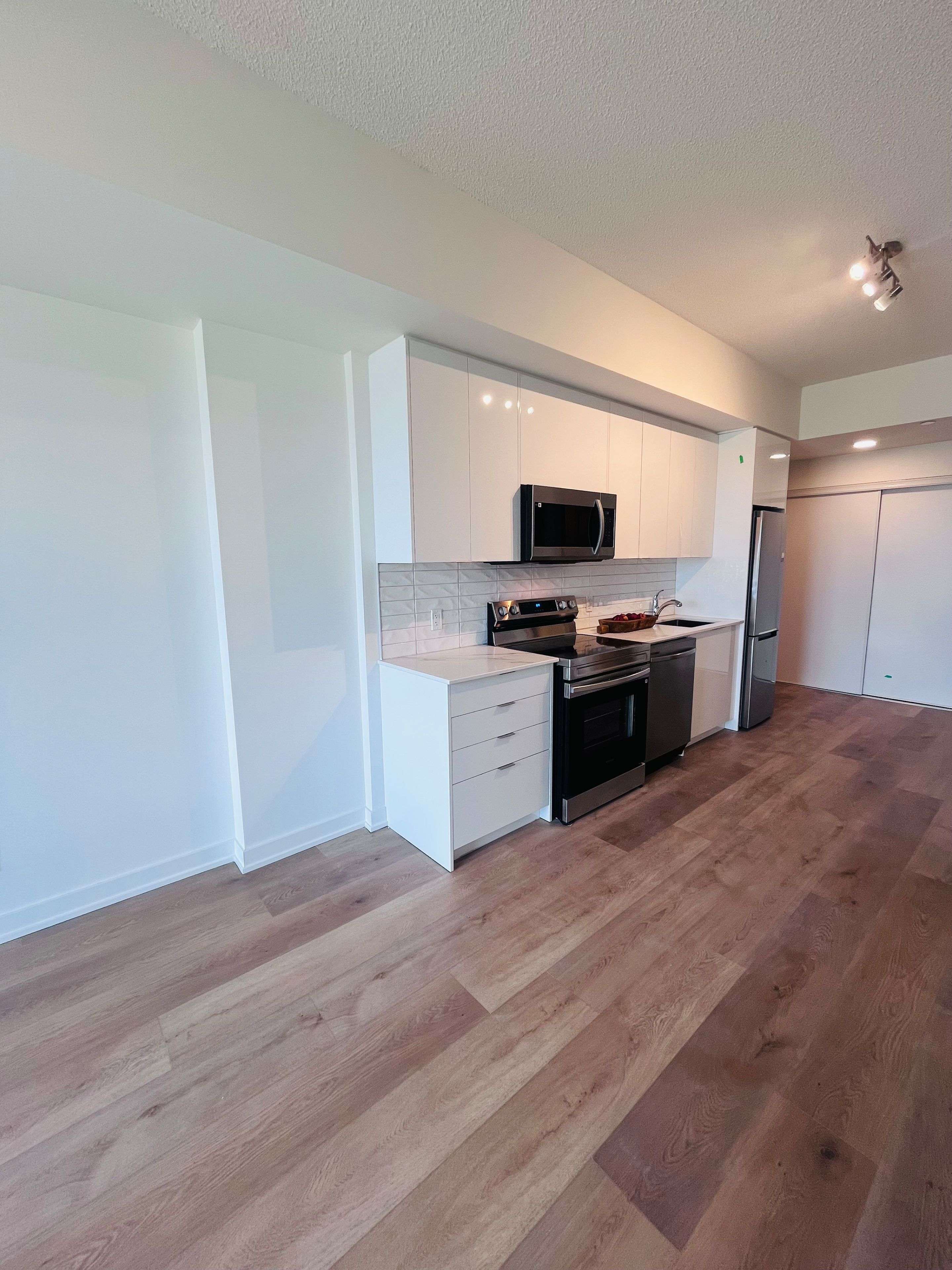 33 ERIE AVE #402, Brantford, ON N3S 0K7