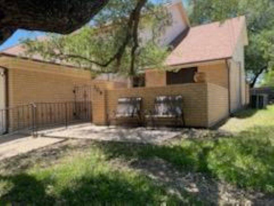 306 S Arnold Street, Lampasas, TX 76550
