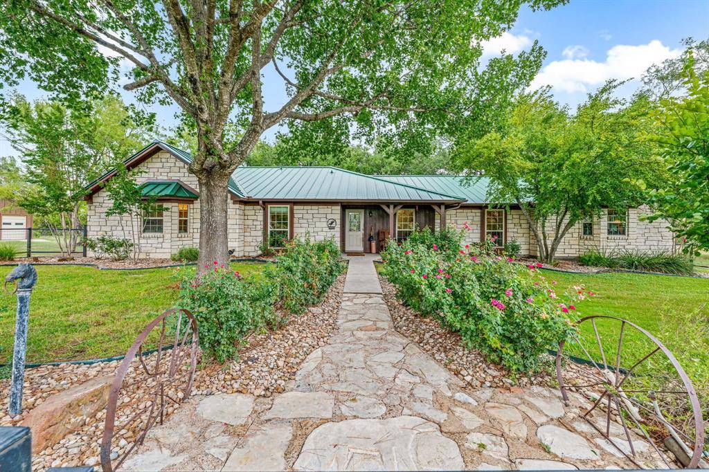 2707 County Road 247, Hico, TX 76457