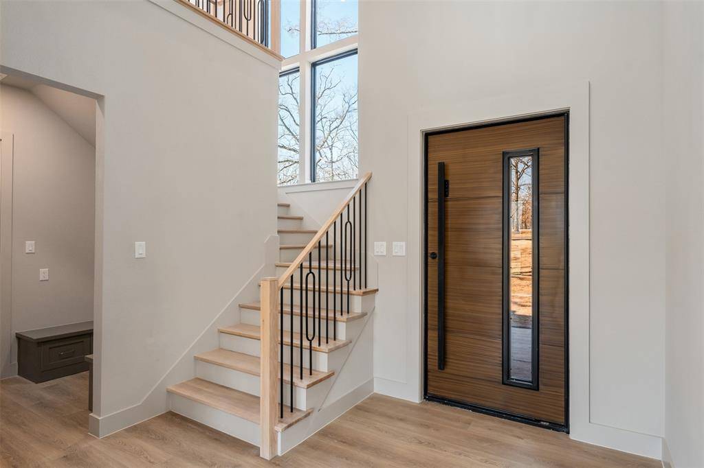 116 Pinnacle Club Drive, Mabank, TX 75156