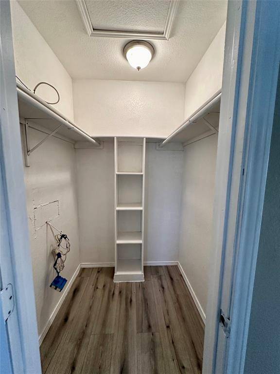 307 Kings Way Drive, Mansfield, TX 76063