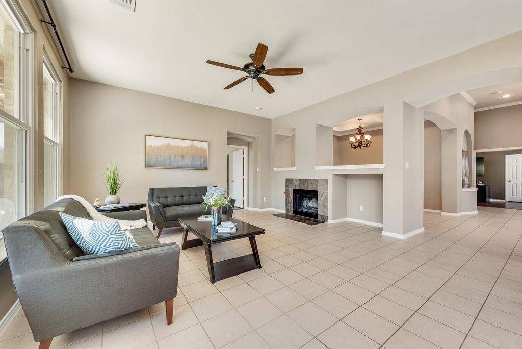 7301 Summer Glen Drive, Mckinney, TX 75072