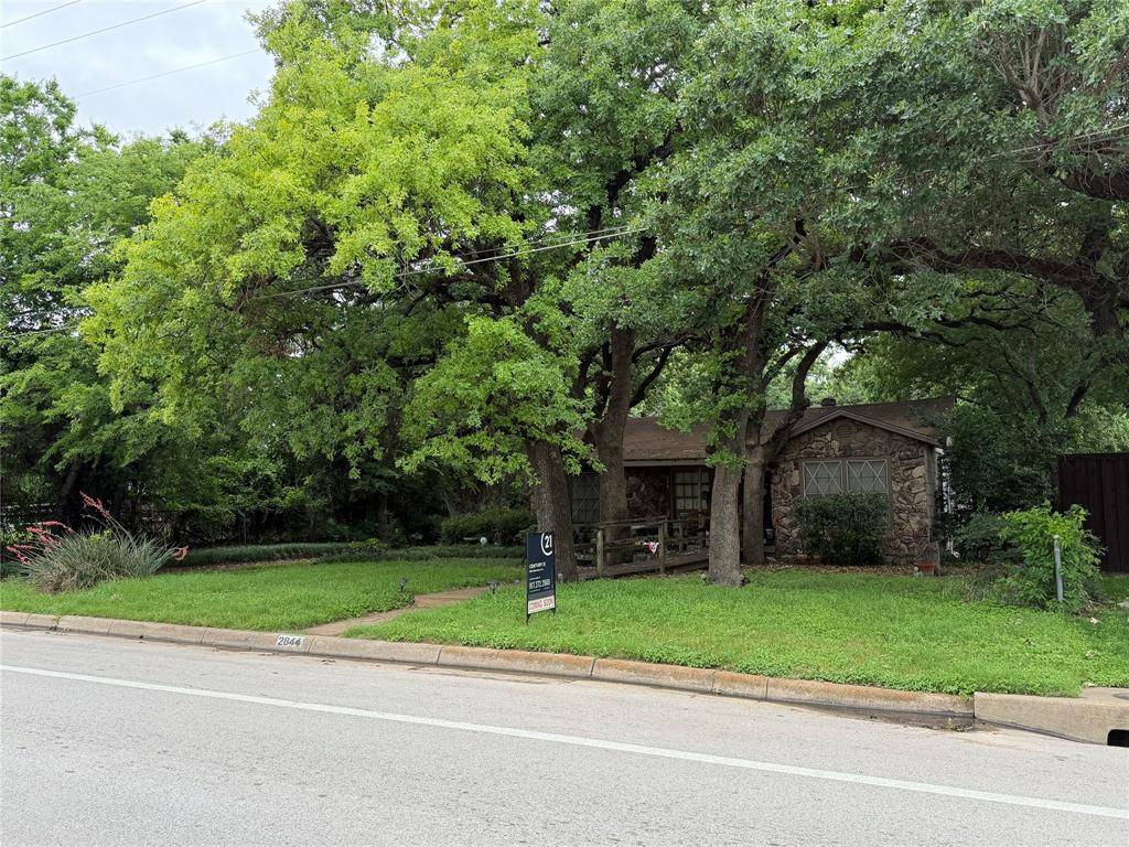 2844 Handley Drive, Fort Worth, TX 76112