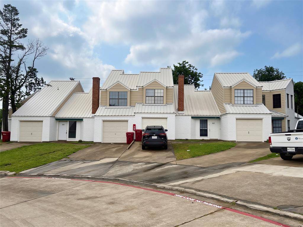 1900 W Taylor Street, Sherman, TX 75092