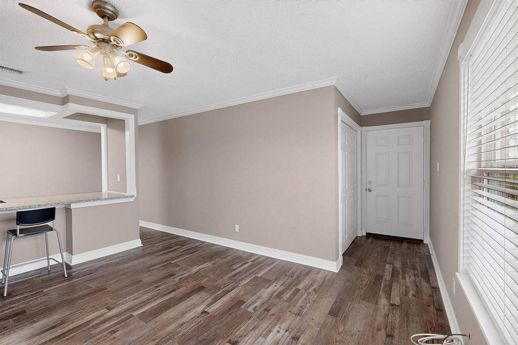 2200 E Trinity Mills Road #616, Carrollton, TX 75006