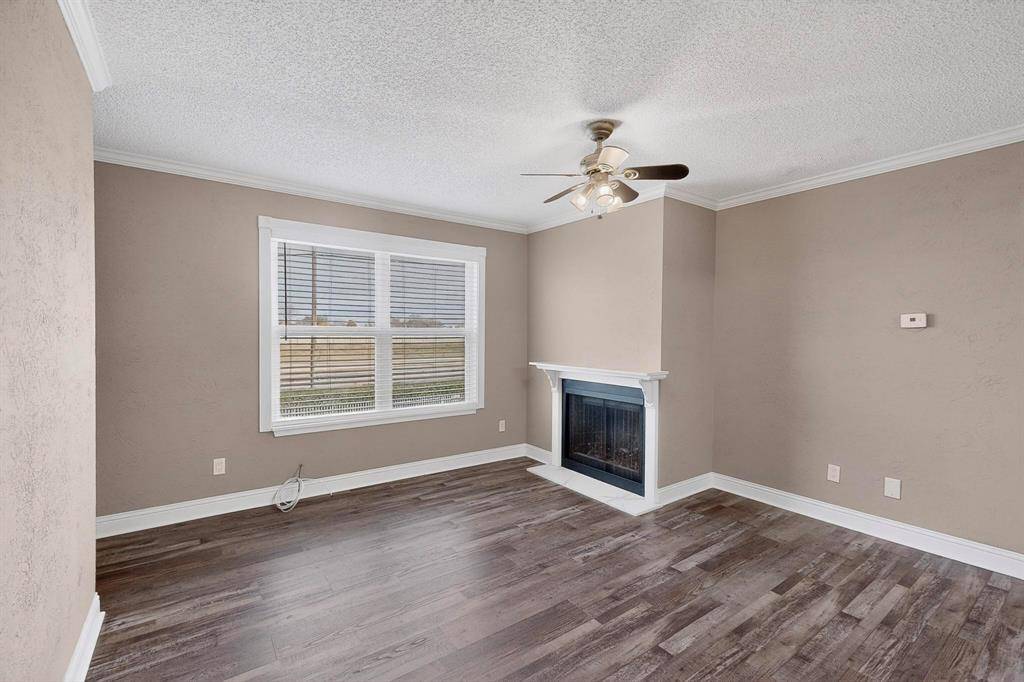 2200 E Trinity Mills Road #616, Carrollton, TX 75006