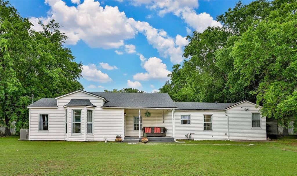 1520 Olive Street, Gainesville, TX 76240