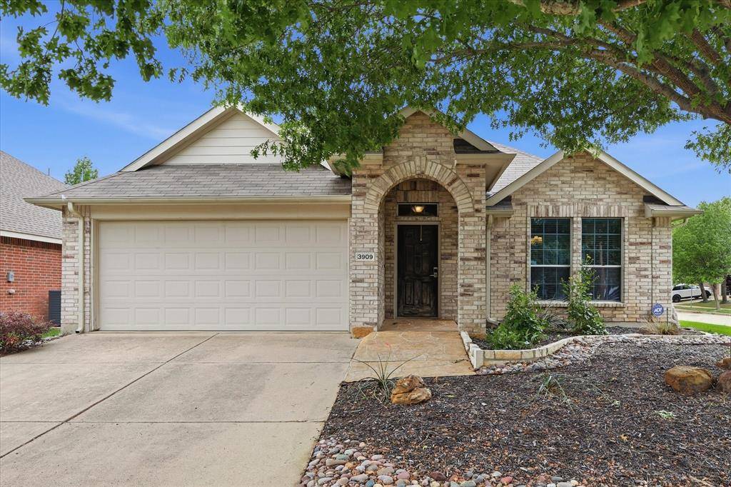 3909 Cliffside Drive, Denton, TX 76208