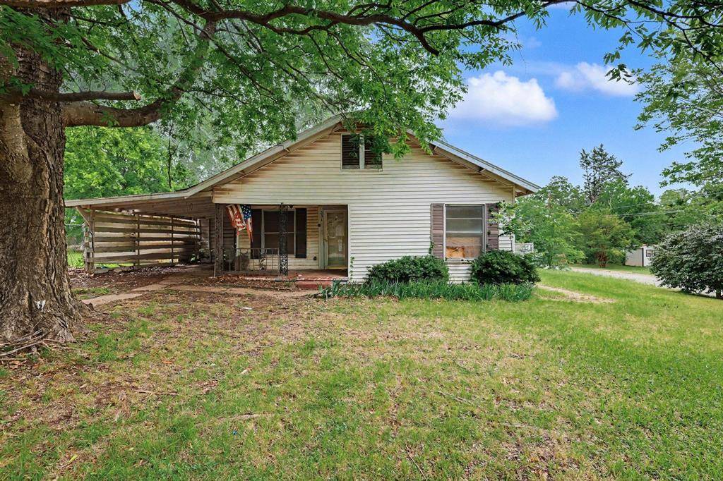 531 E Day Street, Denison, TX 75021