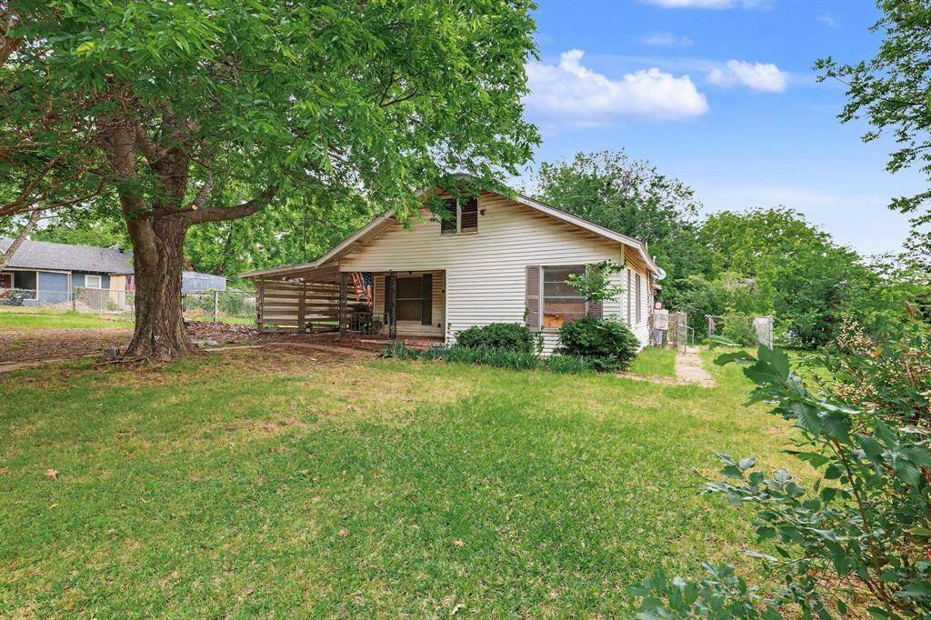 531 E Day Street, Denison, TX 75021