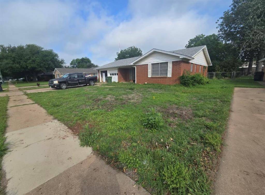 4208 Kingsbury Drive, Wichita Falls, TX 76309