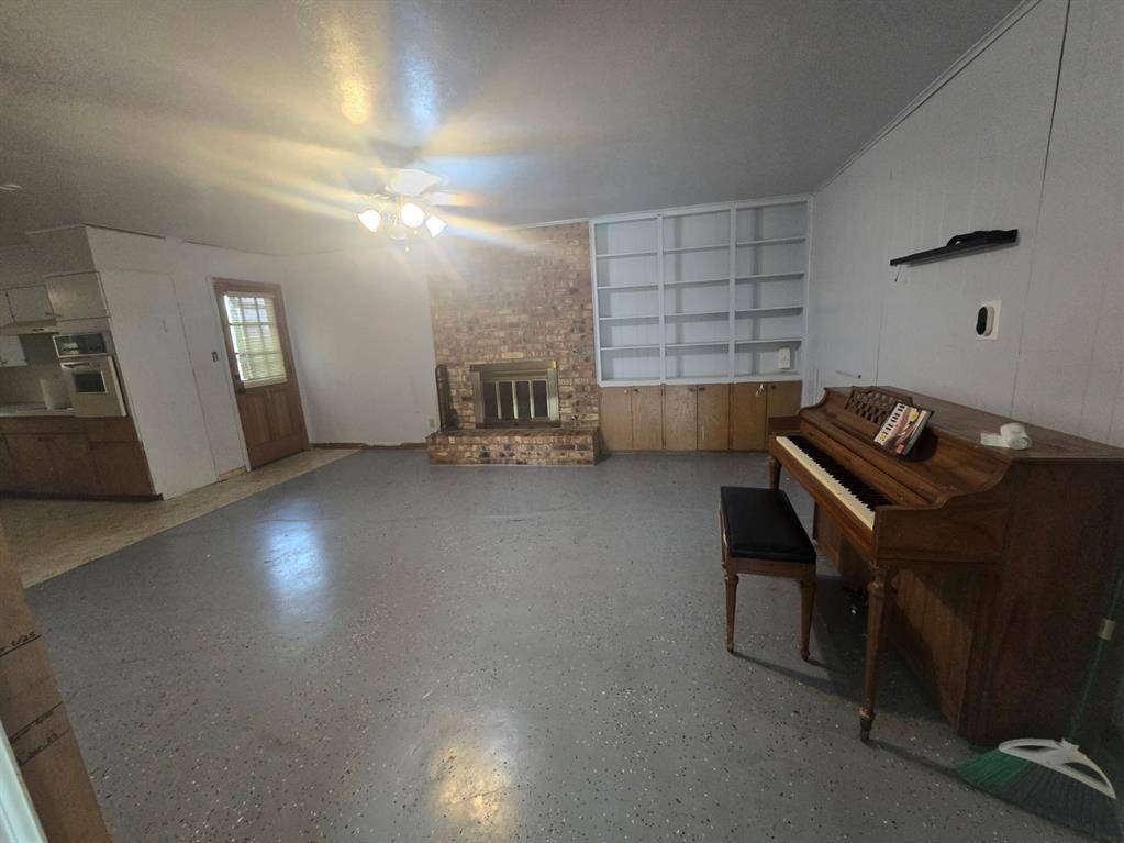 4208 Kingsbury Drive, Wichita Falls, TX 76309