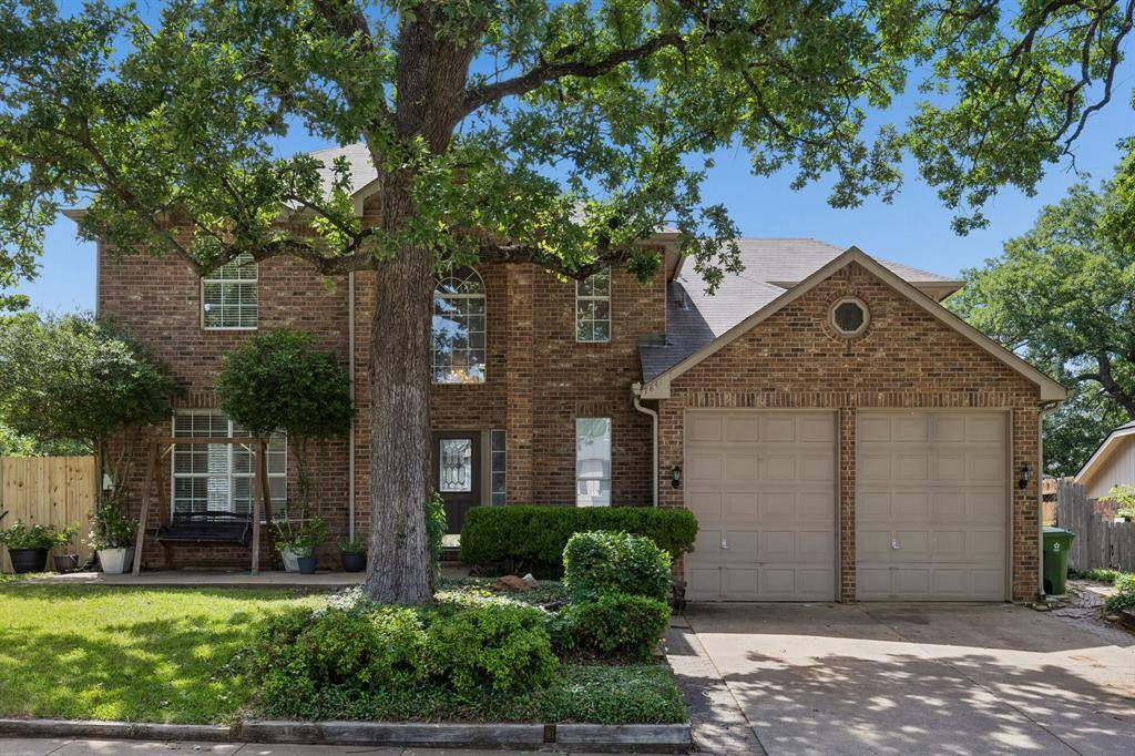 7841 Ember Oaks Drive, North Richland Hills, TX 76182