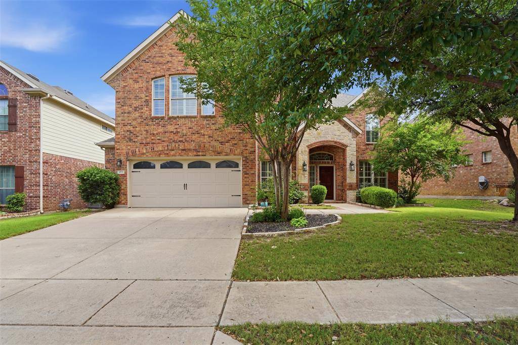 4932 Cliburn Drive, Fort Worth, TX 76244