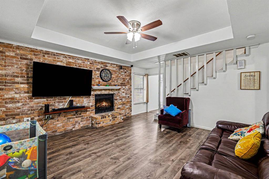 525 Rawls Circle, Irving, TX 75061