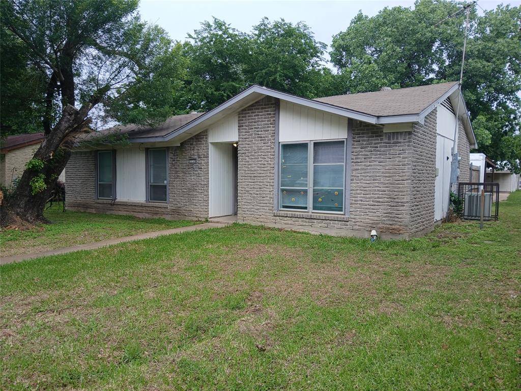 12109 Bishop Drive, Balch Springs, TX 75180