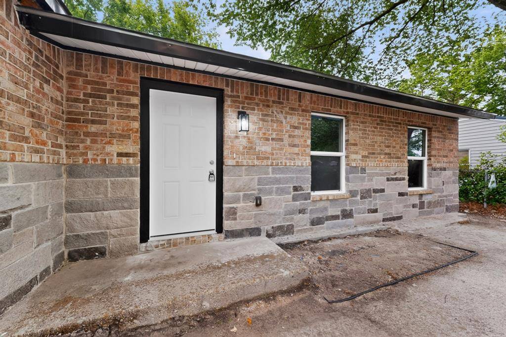 2518 Larry Drive, Dallas, TX 75228