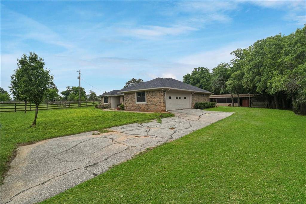 27020 Fm 902, Collinsville, TX 76233