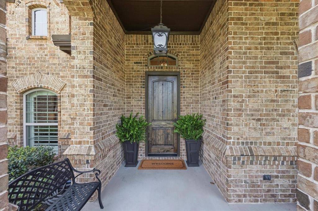 10700 San Simeon Lane, Fort Worth, TX 76179