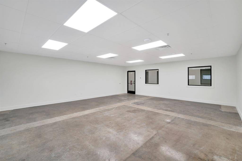 301 W Main Street #152, Midlothian, TX 76065