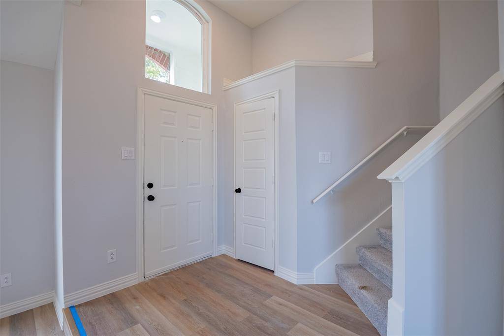 2318 Bennington Drive, Arlington, TX 76018